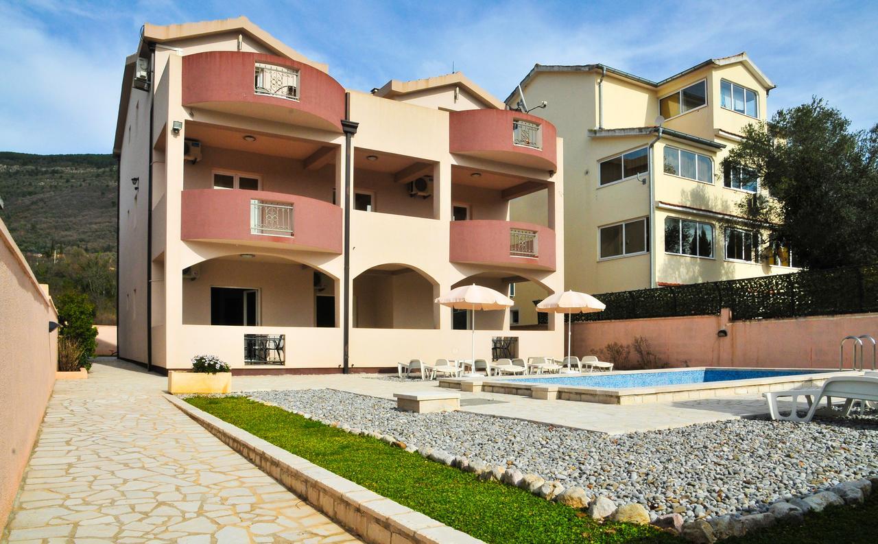 Apartmani Bulajic Tivat Dış mekan fotoğraf