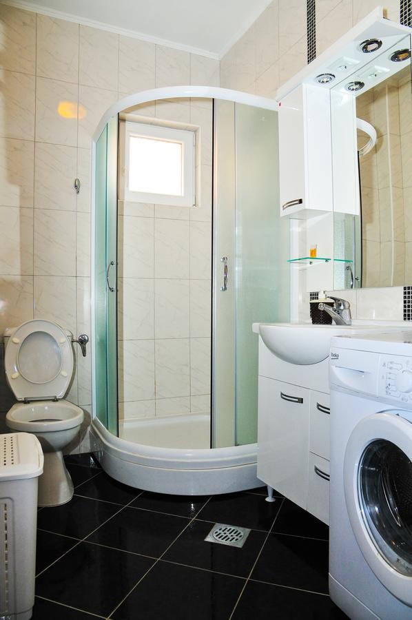 Apartmani Bulajic Tivat Dış mekan fotoğraf